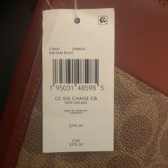 Coach Signature Bag - Picture 8 of 11